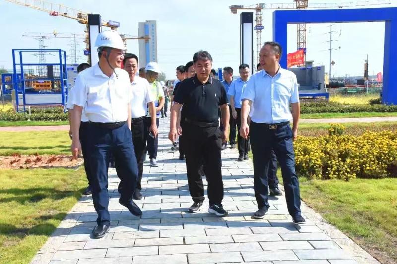 2022年10月，岳陽市委書記曹普華到岳陽自貿(mào)片區(qū)綜合體建設(shè)項(xiàng)目調(diào)研