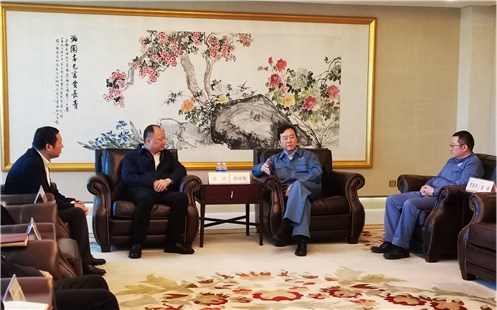 周鴻拜訪(fǎng)上海石化黨委書(shū)記、董事長(zhǎng)郭曉軍