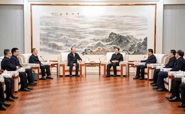 莫鼎革拜會遼寧省委書記郝鵬、省長王新偉